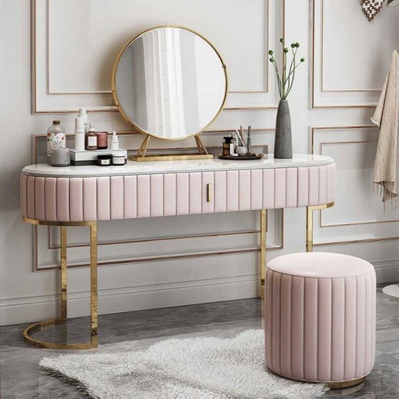 Petineuse-mobile-toilette-in-pelle-rosa Petineuse-mobile-toilette-in-pelle-rosa