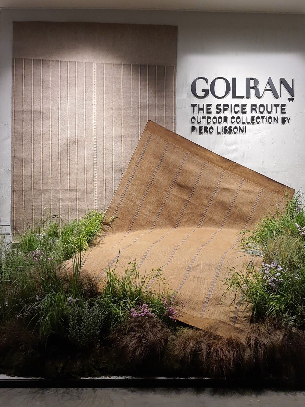 Il-tappeto-come-oggetto-di-design-e-opera-d'arte_05